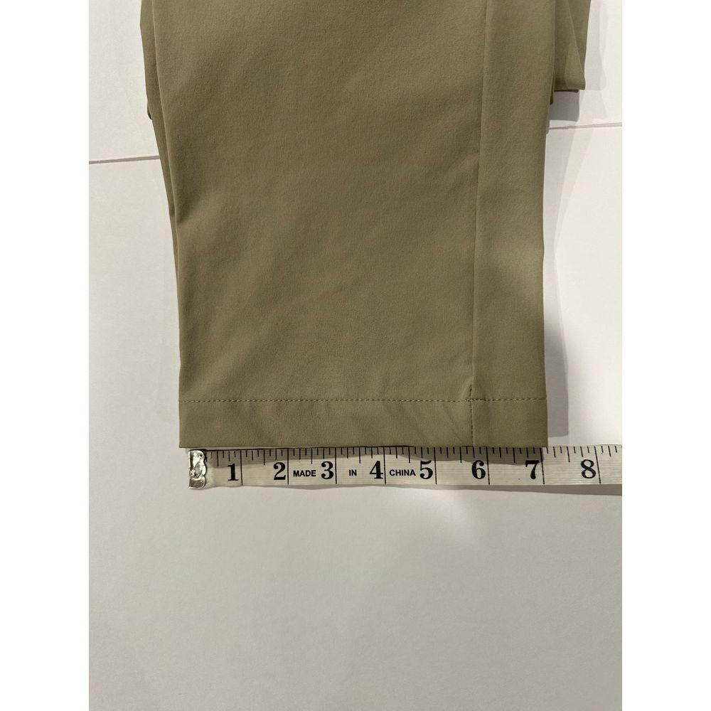 Under Armour ‎ Khaki Chino Pants - Size 30x32. - Picture 6 of 9